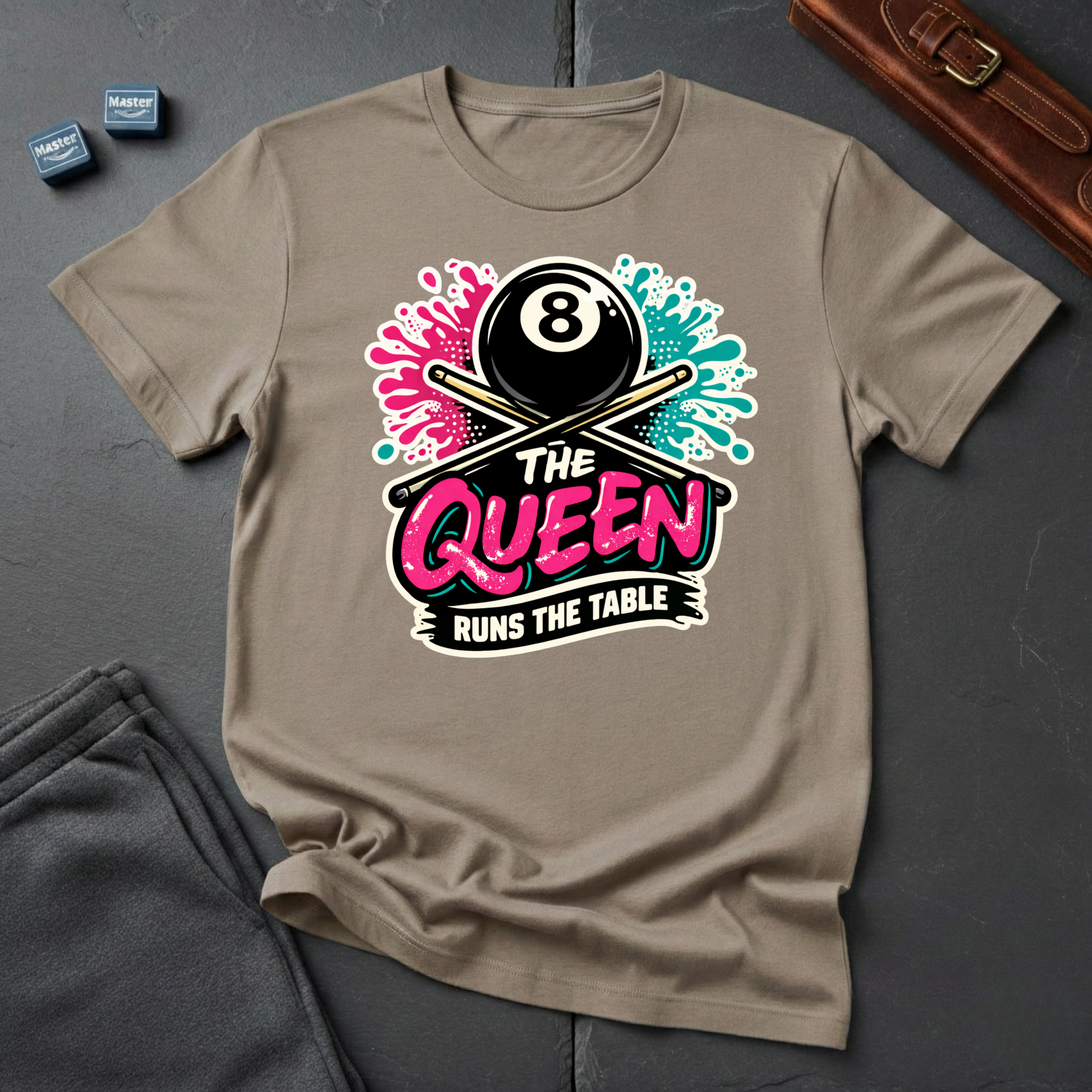 The queen runs T-shirt